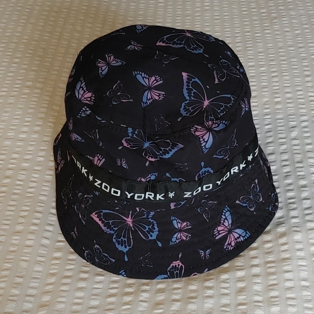 Zoo York Butterfly Black/ Multi coloured Bucket Hat - Picture 9 of 10